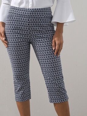 Chico’s 2 (00) Pants So Slimming 360 Brigitte Diamond Capris Slim Leg Capri NWT